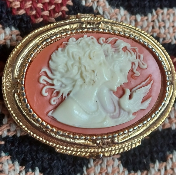 Vintage Estee Lauder Cameo Perfume Compact - Picture 4 of 6